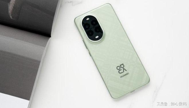 华为有诚意了Nova13 Pro售价“大跳水”卫星通信+100W快充(图1)