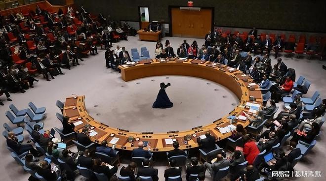 中国军事依赖北斗卫星如果被美国摧毁中国就失去了还手之力？(图4)