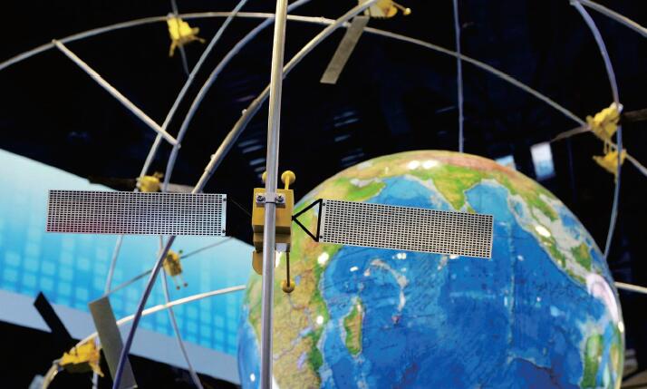 RTK高精度北斗海洋测绘GNSS四星全频内置GPS天线W价格、电话、图片(图1)