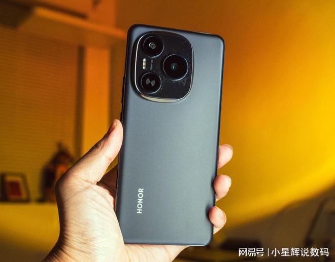 荣耀手机“续航王”8000mAh+512GB+北斗卫星才卖2124元(图3)