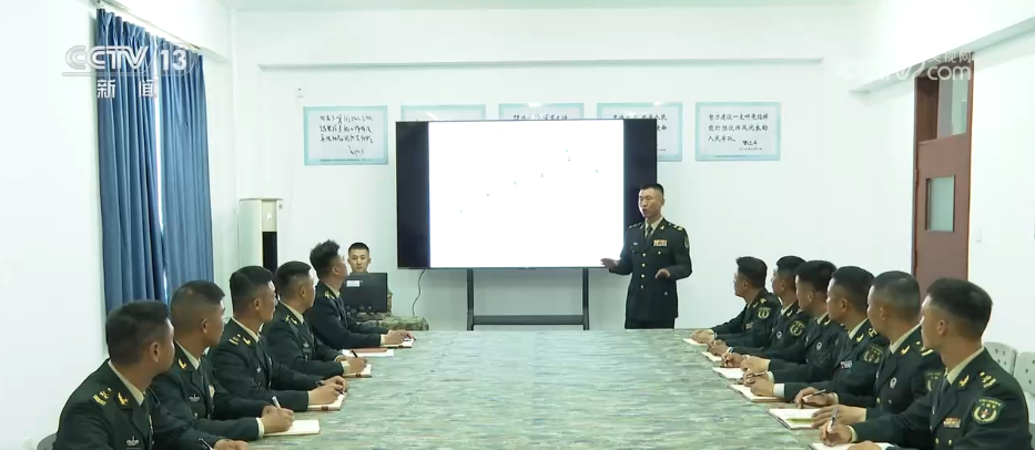 北斗定位、模拟仿真、定制式训练计划……看阅兵训练场里的“科技范儿”(图13)