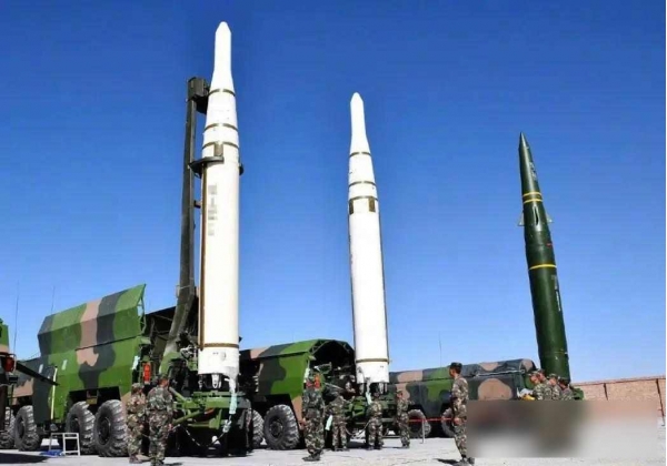 解放军要大规模退役东风-15了吗(图3)