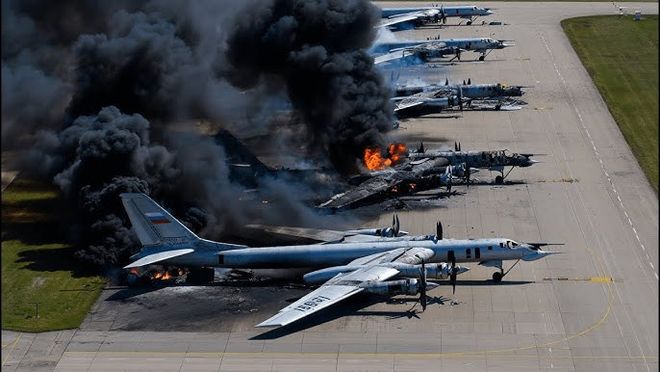 俄罗斯轰炸机“傻呵呵”露天停放被乌军击中41架是因为遵守美俄New-START规定？(图18)