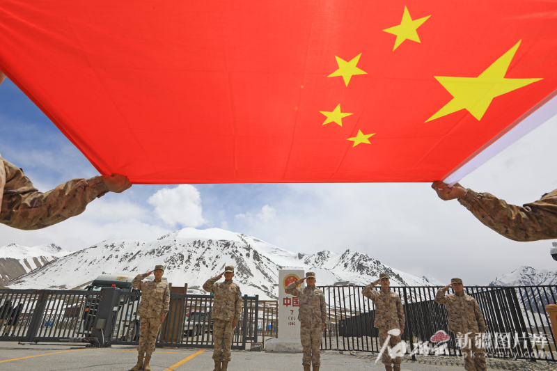 永不熄灭的“精神航灯”——记红其拉甫气象导航站(图3)