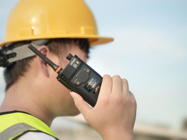 一文讲清：单北斗DMR双模对讲机是什么？(图3)