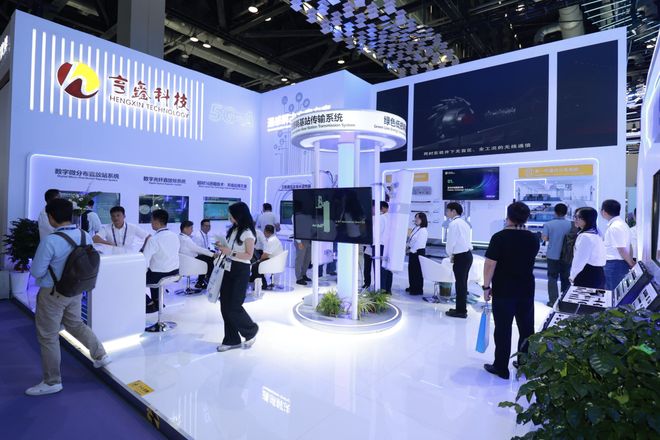 产品适配、技术迭代、生态思维：找寻亨鑫科技2025PT展的“关键词”