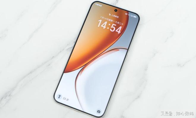 荣耀豁出去了8300mAh+80W快充+IP69防水千元机售价创新低(图2)