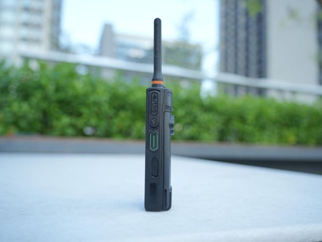 码住这款防爆对讲机：国产高性能+卫星通信+双降噪(图4)