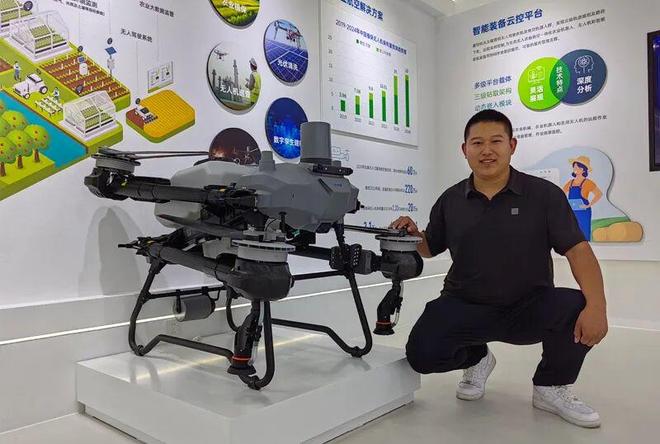 从“制造”到“智造”！冰城低碳农机基地崛起丨北斗导航“新铁牛”赋能黑土智慧农业装备制造(图3)