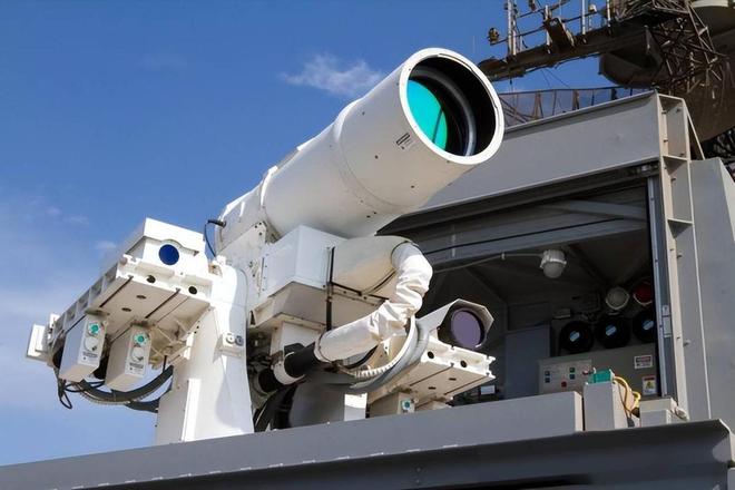 中国承诺不先动用核武器要是美国炸毁北斗卫星中国就输定了？(图9)