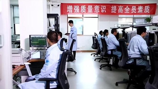 性能高出1000倍！中国北斗被某国电磁干扰他成功破解助北斗建成(图8)