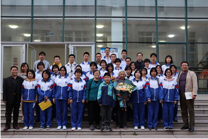 济南一中学子的追“星”梦