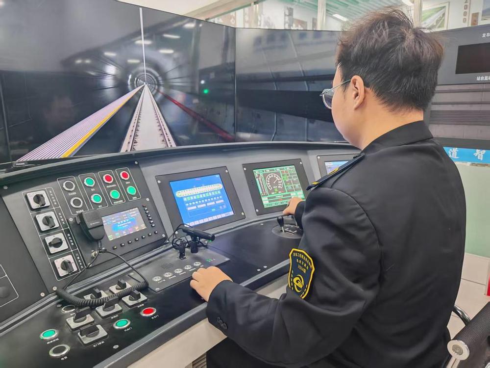 贯通培养架金桥 职教育人绽芳华——济南职教赋能城市能级跃升(图5)