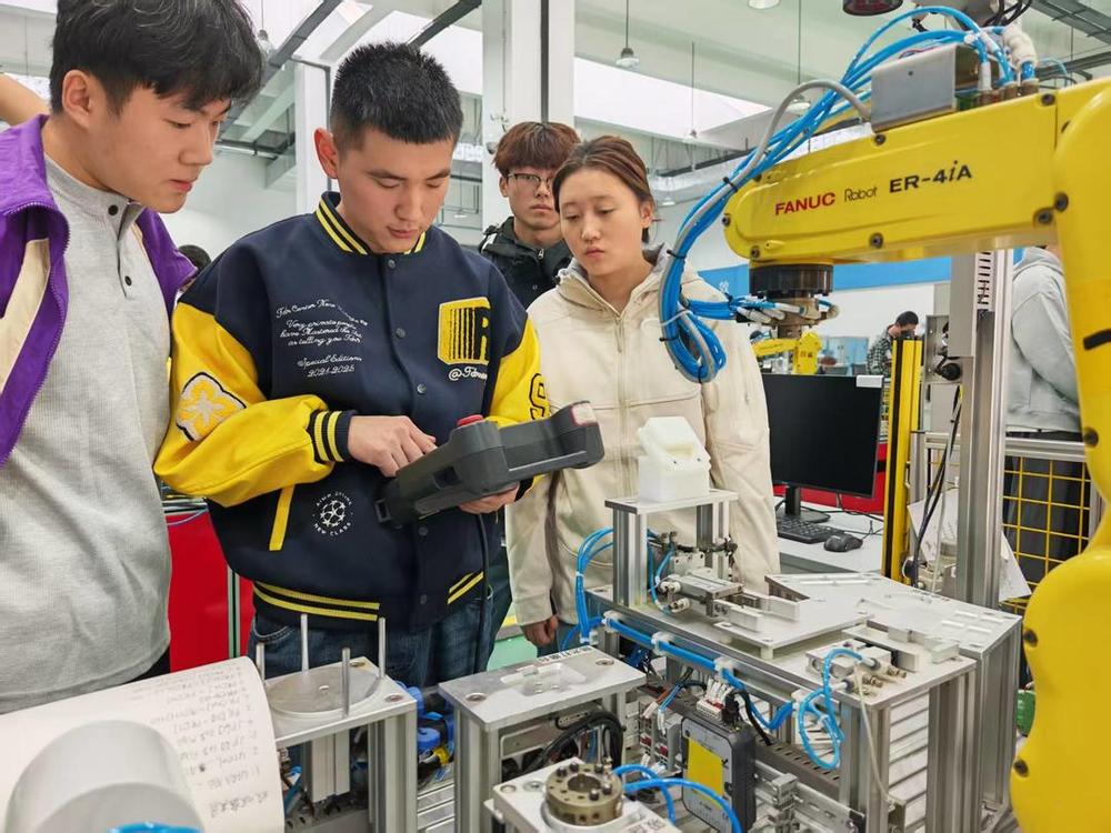 贯通培养架金桥 职教育人绽芳华——济南职教赋能城市能级跃升(图6)