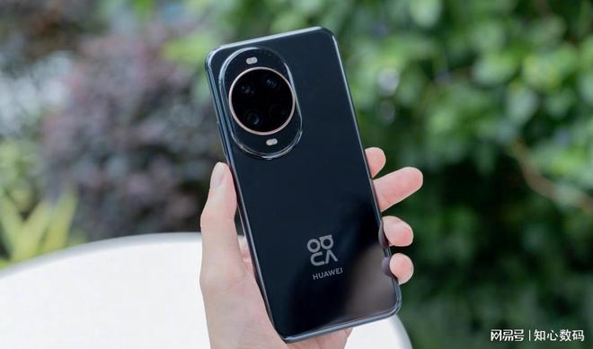 华为放弃高利润从4499元降至2599元双卫星通信+IP69+512GB