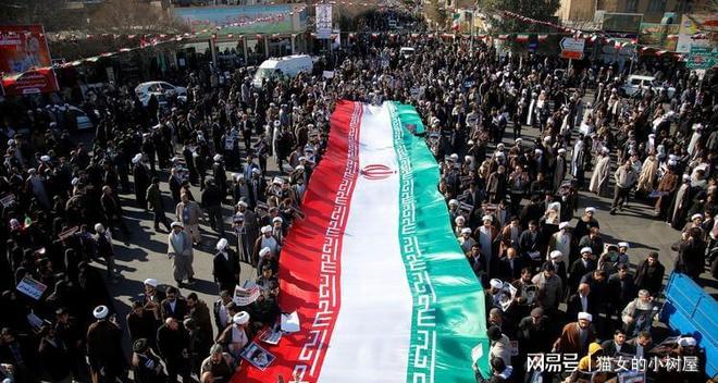 30国联合出手美国介入伊朗爆发全国抗议中国或成救命稻草(图2)